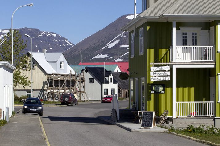 Á Þingeyri.