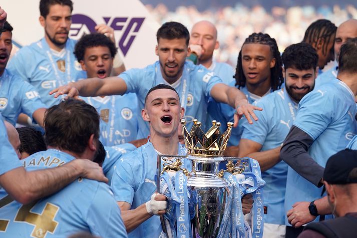 Phil Foden lyfti enska meistaratitlinum í sjötta sinn á sjö ára ferli sínum með Manchester City.