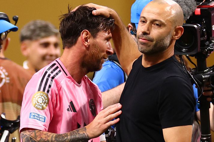 Javier Mascherano með Lionel Messi en Inter Miami hafði ekki byrjað nýtt tímabil vel.