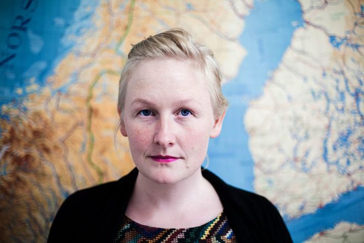 Jóna Hlíf Halldórsdóttir myndlistarmaður er meðal sýnenda.