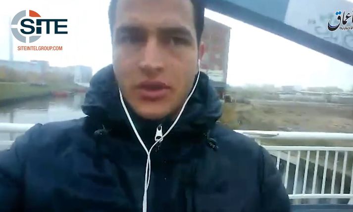 Anis Amri féll eftir skotbardaga við lögreglu í Mílanó í nótt.