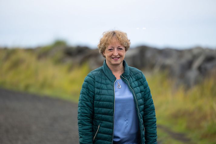 „Þú ert miklu betri en Jón í þessu“er dæmi um hvernig við eigum ekki að hrósa. Ingrid Kuhlman þjálfari, ráðgjafi og framkvæmdastjóri Þekkingarmiðlunar, kennir okkur nokkrar hrós-æfingar fyrir vinnustaði en eins líka hvað ber að varast.