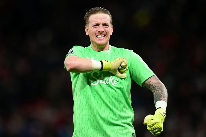 Jordan Pickford var skiljanlega sáttur í leikslok á Old Trafford í gær.