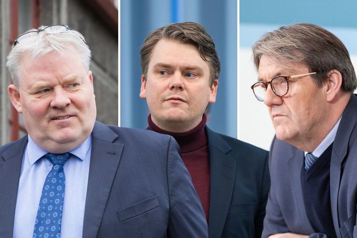 Andrési Inga var heitt í hamsi á þinginu nú áðan: „Ég ætla að biðja virðulegan forseta að beina því til félaga sinna í stjórnarflokkunum að hætta þessu rugli, að hætta að ljúga því upp á stjórnarandstöðuna að hér höldum við öllu í hers höndum.“