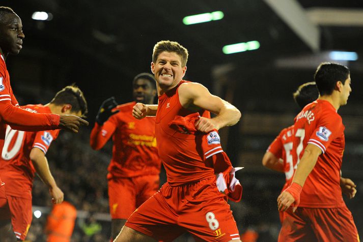 Mikilvægi sigurmarks Steven Gerrard í kvöld sést vel á þessari mynd.