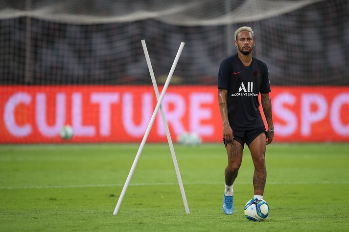 Neymar missti af feitum bónus.