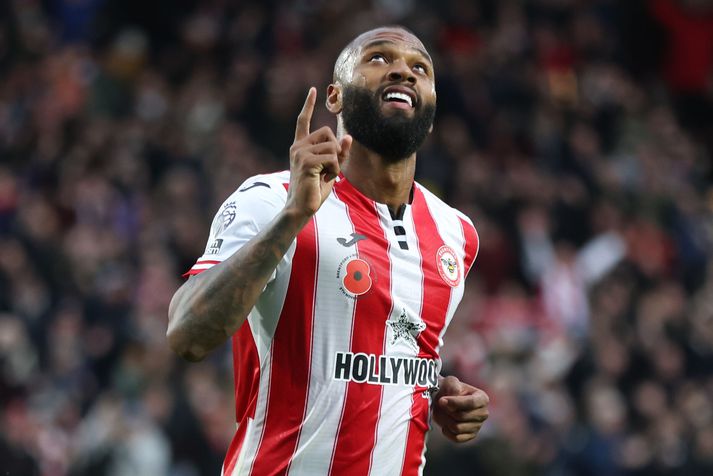 Igor Thiago fagnar öðru marka sinna á móti Newcastle um síðustu helgi.