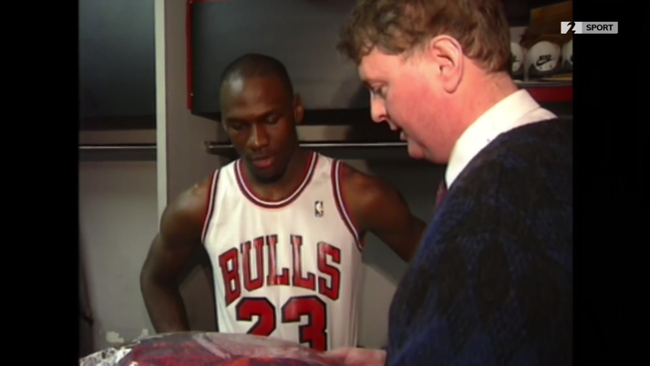Einar Bollason og Michael Jordan.