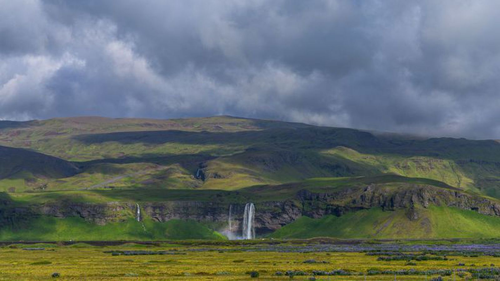 Á­rekstur við Selja­lands­foss