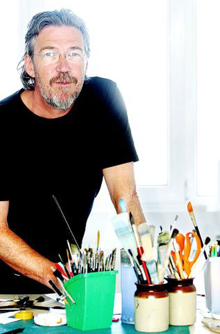 Brian Pilkington myndlistarmaður.
