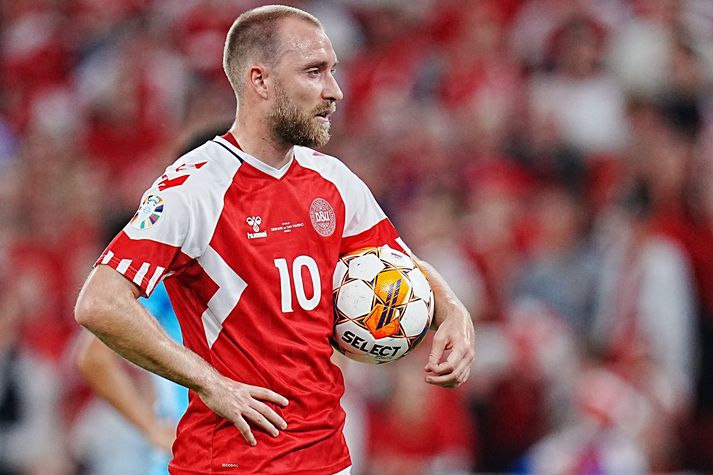Eriksen fékk þó ekki að eiga boltann.