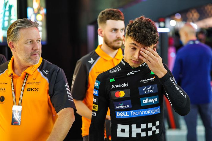 Lando Norris þarf að vinna sig upp um níu sæti í dag til að vinna kappaksturinn í Sádi Arabíu.