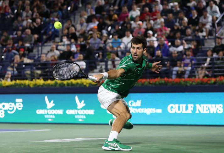 Novak Djokovic hafði unnið átján leiki í röð áður en keppni var hætt vegna kórónuveirufaraldursins.