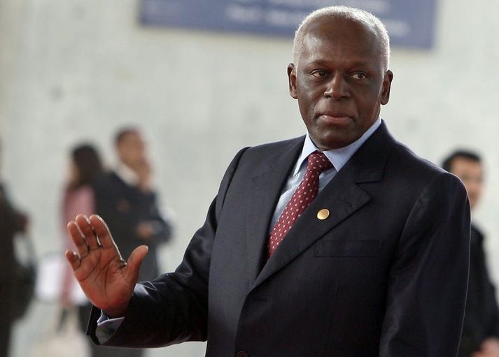 José Eduardo dos Santos var forseti Angóla á árunum 1979 til 2017.