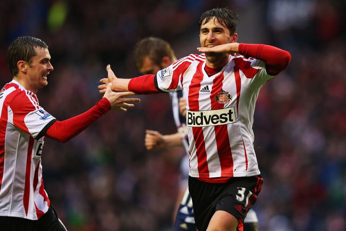 Fabio Borini fagnar marki sínu í kvöld