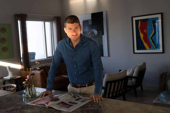 Stefán Einar Stefánsson gæti einn daginn ætlað á þing, en væri líka líklegur til að setjast að við ritstörf í franskri sveit.