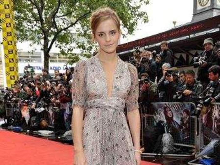 Efnuð Emma Watson er hæst launaða leikkona síðustu tíu ára, en hún er aðeins nítján ára gömul.