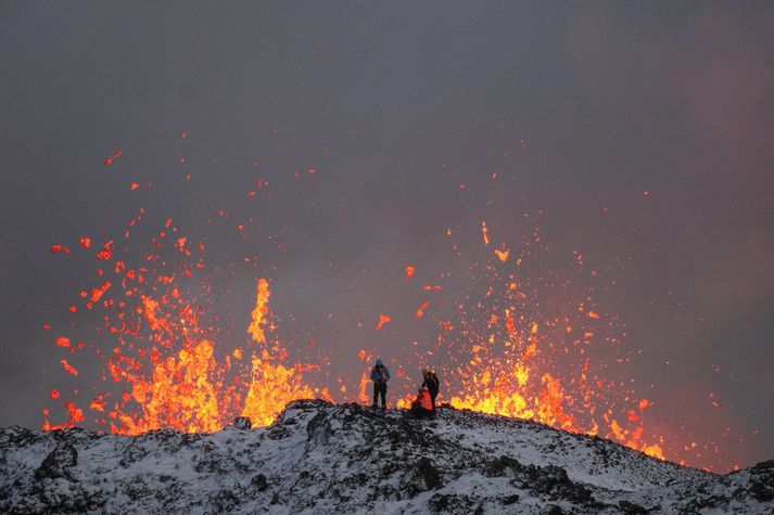 Gosið við Sundhnúksgíga hófst klukkan 22:17 að kvöldi 18. desember.