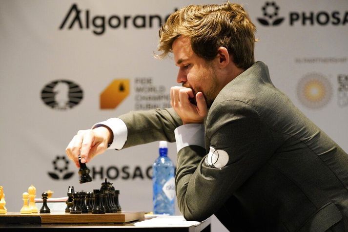 Magnus Carlsen varð fyrst heimsmeistari í skák árið 2013.