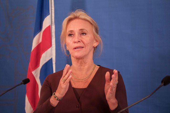 Þorgerður Katrín segir bókun 35 verða afgreidda á komandi þingvetri.
