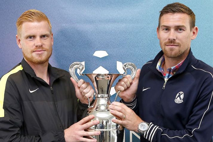Baldur Sigurðsson, fyrirliði KR, og Haraldur Freyr Guðmundsson, fyrirliði Keflavíkur.