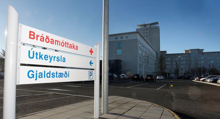 Andlát tveggja sjúklinga á Landspítalanum er nú til rannsóknar, annað hjá lögreglu en hitt innan spítalans.