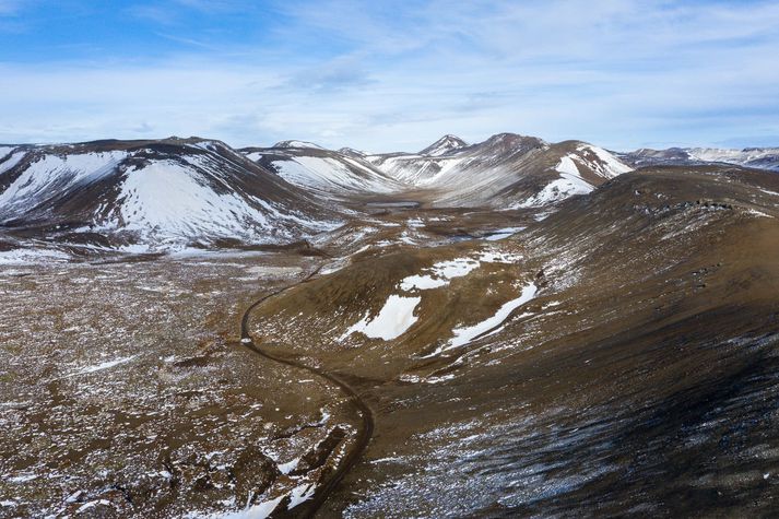 Gosið er við Fagradalsfjall.