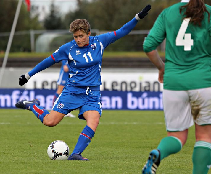 Katrín í leik með íslenska landsliðinu.