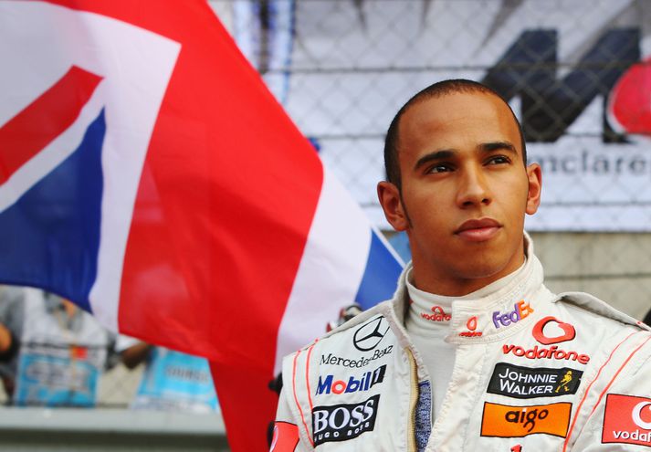 Bretar munu fagna Lewis Hamilton á Wembley 14. desember, en þá verður hann meðal atriða á stórmóti kappakstursökumanna.