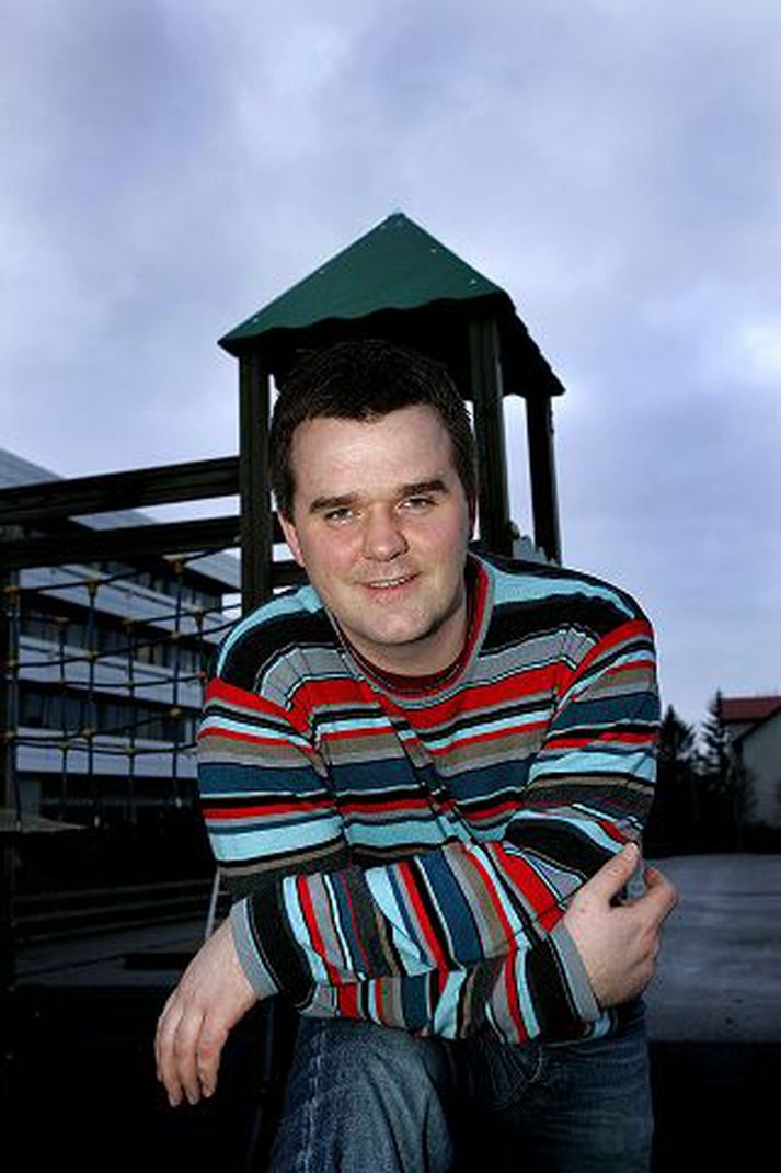 Stefán Ingi Stefánsson hjá UNICEF segir það ótrúlegt hve rausnarlegt fólk hafi verið en yfir níutíu milljónir söfnuðust á uppboði til styrktar UNICEF í fyrrakvöld.