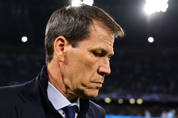 Rudi Garcia fær ekki að halda áfram sem þjálfari ítalska félagsins SSC Napoli.