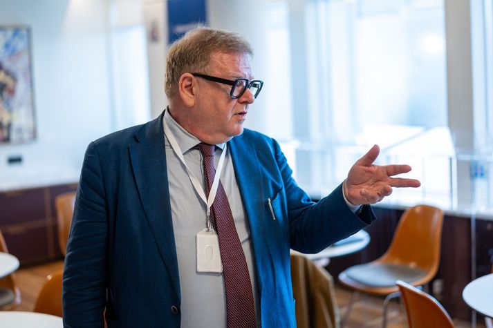Heimir Már Pétursson, upplýsingafulltrúi og framkvæmdastjóri þingflokks Flokks fólksins, vandar Viðskiptablaðinu og Samstöðinni ekki kveðjurnar og leiðréttir rangfærslur miðlanna.