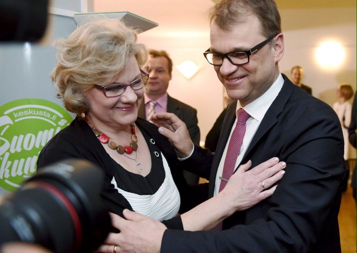 Juha Sipilä er giftur Minna-Maaria Sipilä og á með henni fjögur börn.