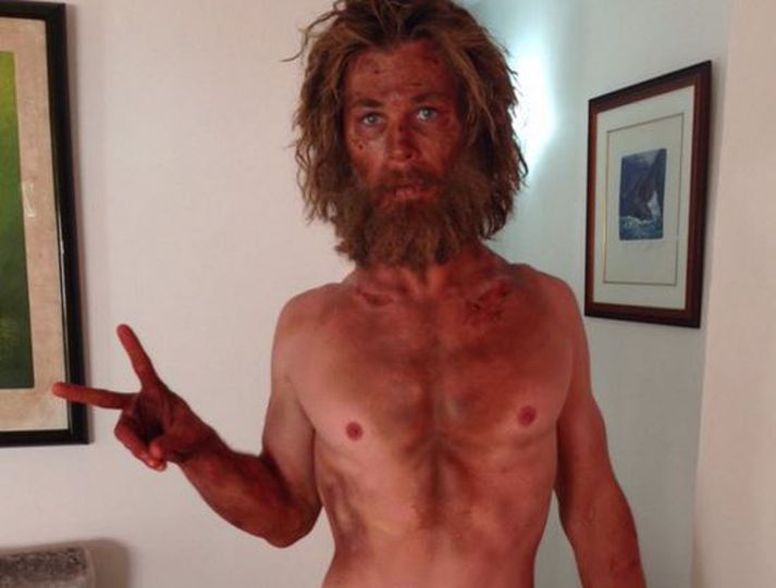 Chris Hemsworth á meðan tökum á myndinni In the Heart of the Sea stóð.