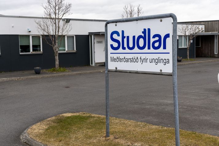 Eldsvoðinn varð þann 19. október síðastliðinn. Unglingspiltur lést.