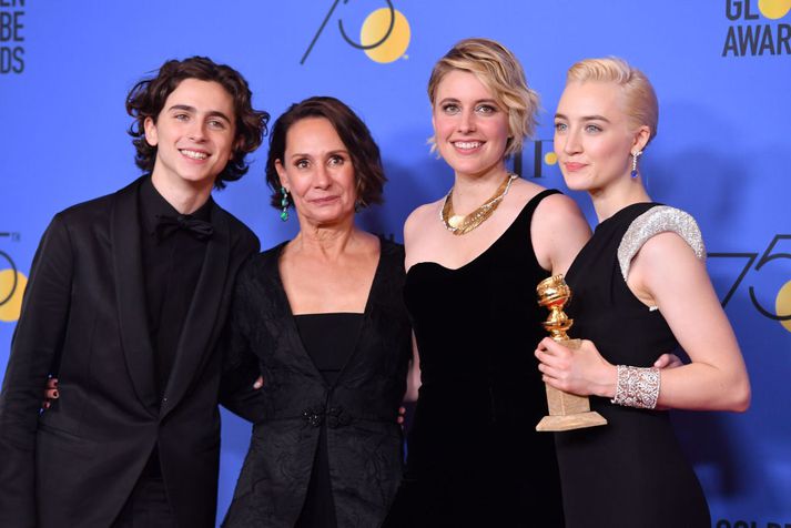 Greta Gerwig, hér önnur frá hægri, vann á sunnudag Golden Globe-verðlaunin fyrir mynd sína Lady Bird sem valin var besta gamanmyndin á hátíðinni.