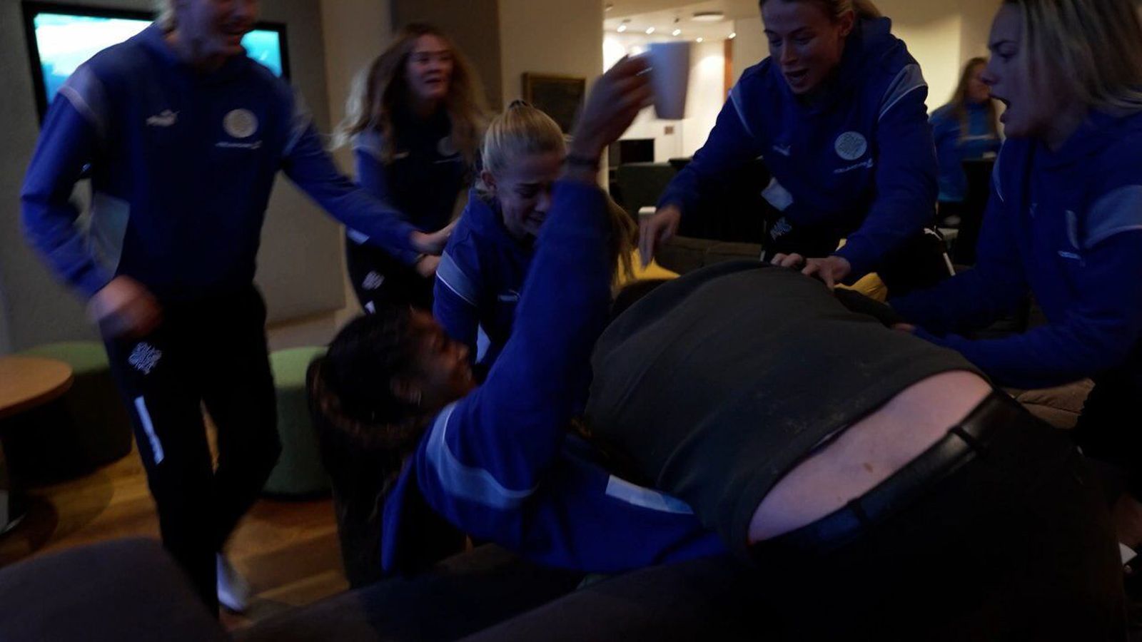 Lands­liðið réðst á Fannar: „Þó að þið gerið ekkert annað en að tapa“