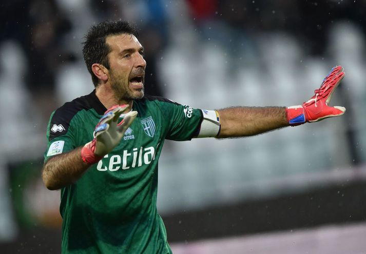 Gianluigi Buffon hefur varið mark Parma í vetur.