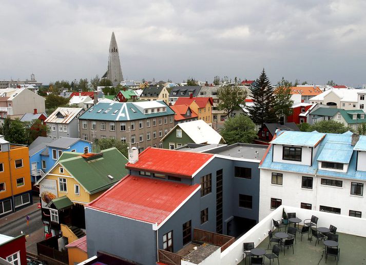 Stór hluti Skólavörðuholtsins var án heits vatns í dag.