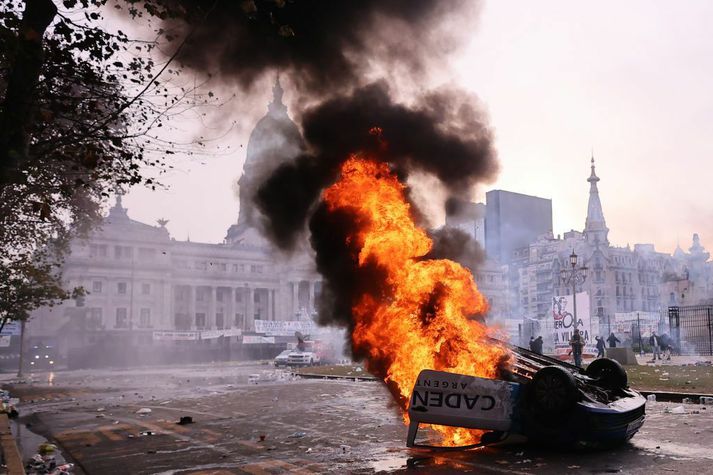 Mótmælin voru við þinghúsið í Buenos Aires