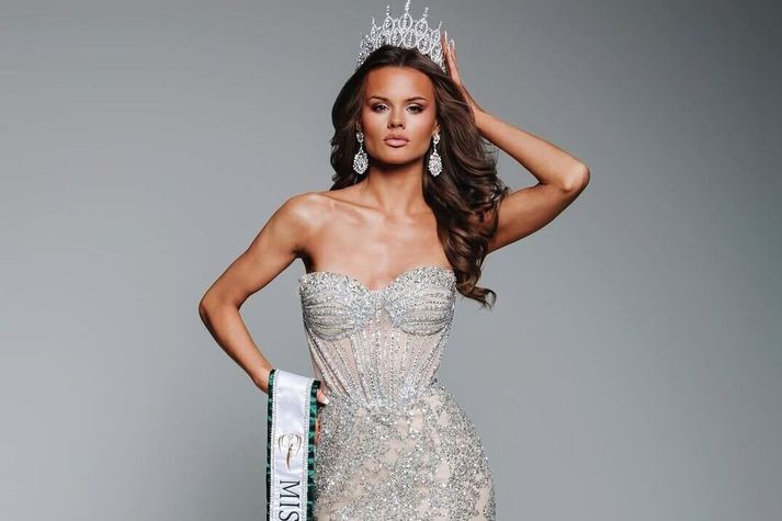 Sóldís stóð uppi sem sigurvegari í Ungfrú Ísland 2024, aðeins átján ára gömul.