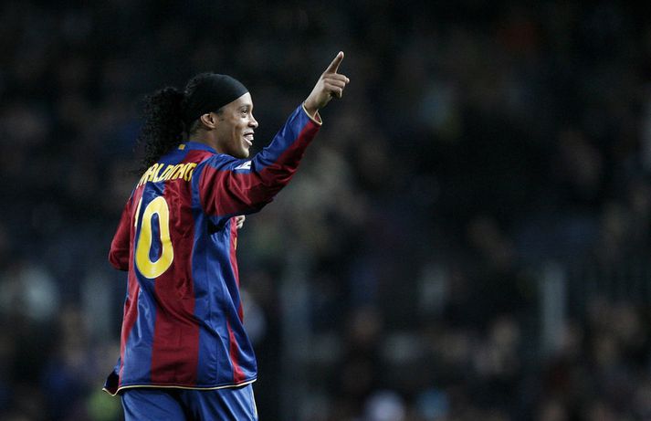Ronaldinho var oftar en ekki brosandi inni á vellinum, enda segir hann sjálfur að fótboltinn eigi að vera skemmtilegur.