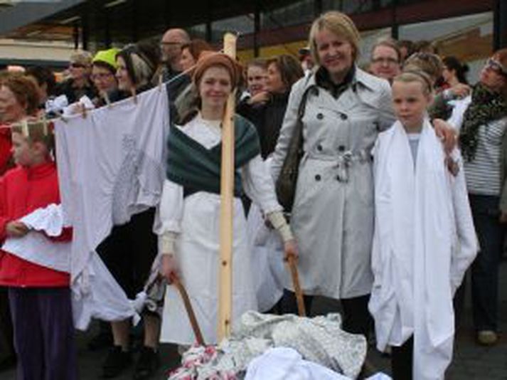Hanna Birna Kristjánsdóttir í Þvottalaugagöngunni í dag.