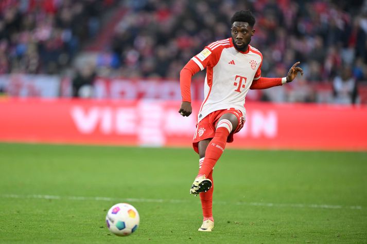 Alphonso Davies ku vera spenntur fyrir vistaskiptunum til Real Madrid.