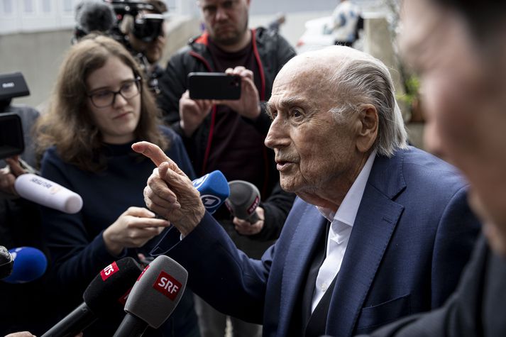 Á meðan Sepp Blatter sat á forsetastóli FIFA var hann ítrekað sakaður um spillingu.