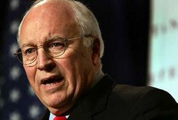 Dick Cheney, varaforseti Bandaríkjanna. Tilbúinn í slaginn enda kominn með nýjar rafhlöður.