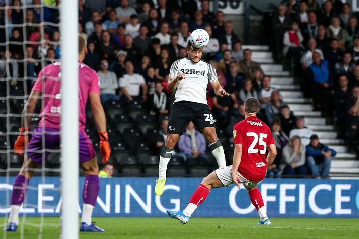 Úr leik Bristol City og Derby County.