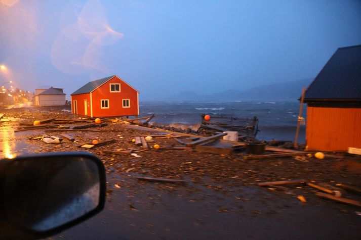 Umtalsverðar skemmdir eru á Eskifirði.