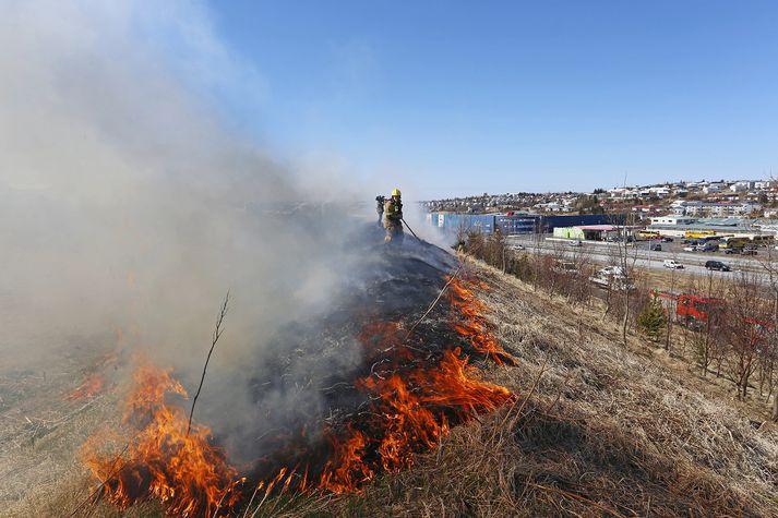 Frá brunanum í maí.