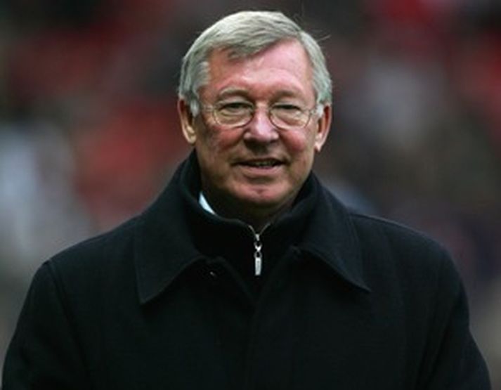 Sir Alex Ferguson var ansi ósáttur við dómgæsluna í leiknum gegn Bolton um helgina. Bolton vann leikinn 1-0.
